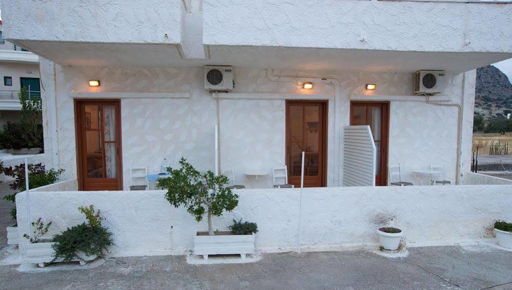 Filoxenia Apartments 2 Palaiochora Exteriér fotografie